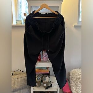 Lululemon slim fit mid rise pants - size 14